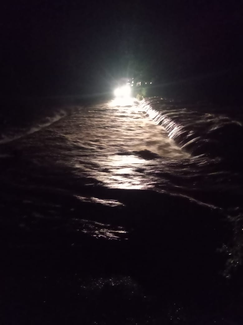 vbhagat15's tweet image. आपदा में सावधान रहें।
भारी बारिश से खतरा बड़ा हुआ है।
धामी सरकार और प्रशासनिक तंत्र पूरी तरह सक्रिय है।
आपको कही दिक्कत होने पर मुझसे भी संपर्क कर सकते है।
मेरा संपर्क नंबर 9758247700 है।
@pushkardhami @BJP4UK @BJP4India @AjaybhattBJP4UK @ajaeybjp