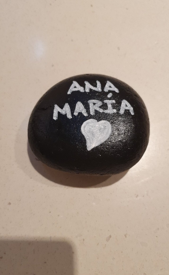 Titi71051545's tweet photo. @MLVarela Pisotearon la memoria de todos, pero no podrán dormir nunca más tranquilos, los perseguirá la imagen de las piedras.
#Noperdonar https://t.co/cFKr4hmcmg