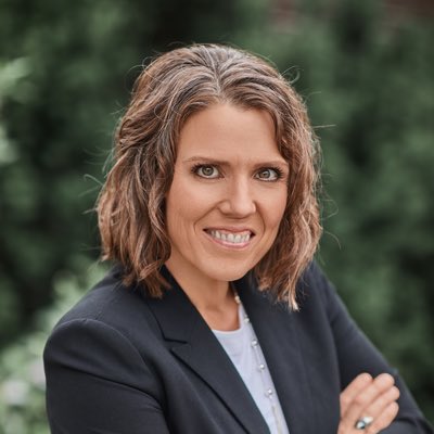 EmilySFlorian's tweet photo. #NewProfilePic https://t.co/1HBMDDq0Wv
