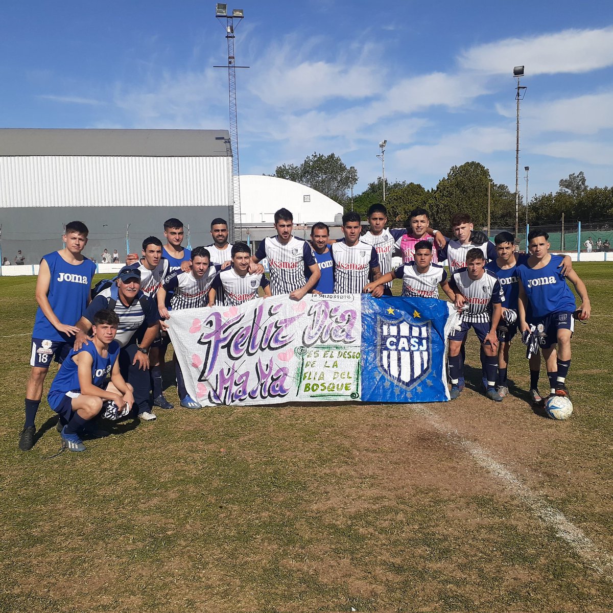 PRIMERA DIVISIÓN

Almafuerte 4 CASJ 1 (O'Shea)

#SumamosTodos #VamosBosque🔵⚪