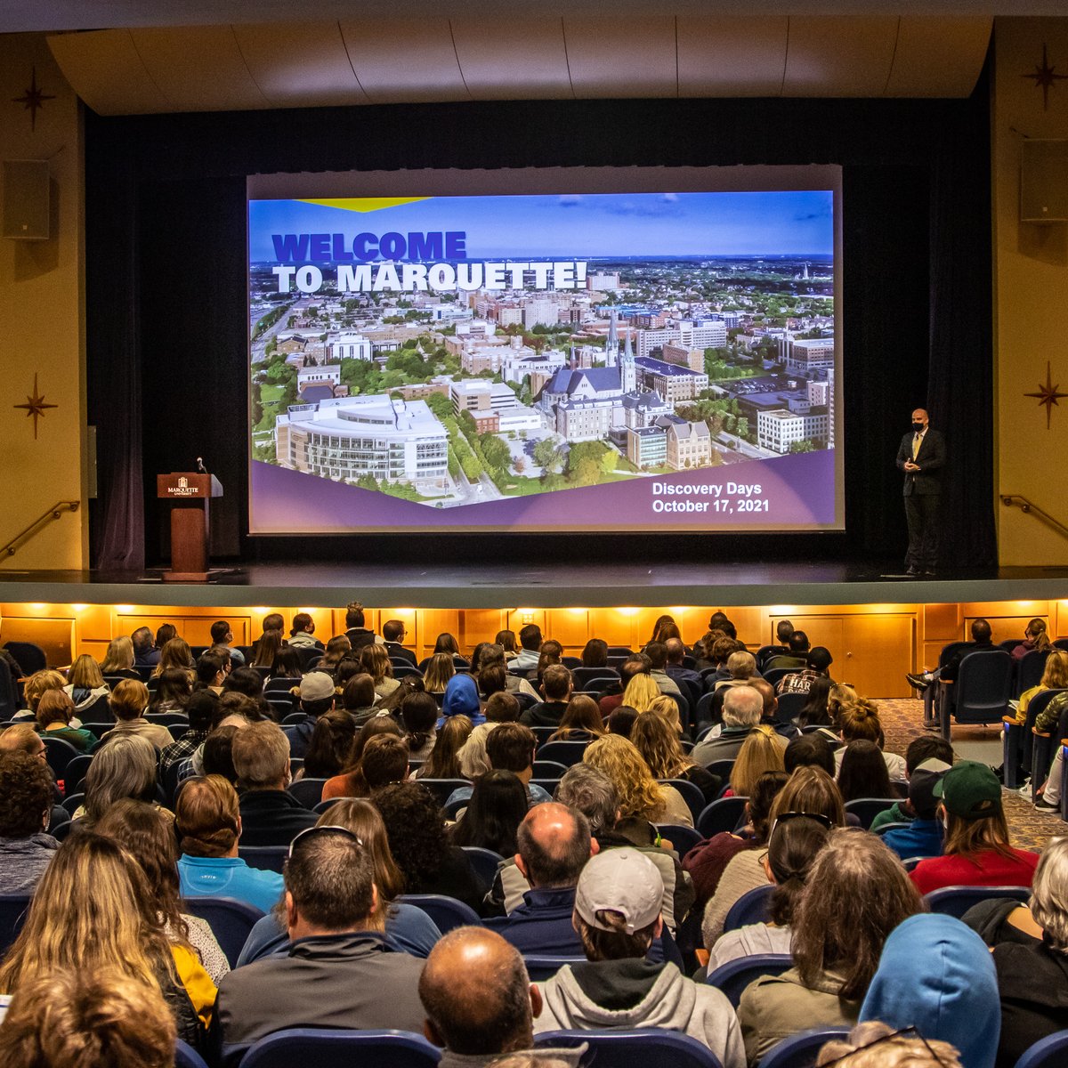 MUAdmissions's tweet photo. What a perfect day we had on campus yesterday for our final Discovery Days Open House of 2021! We loved seeing so many new faces, we had more than 1,000 visitors, and sharing the Marquette experience. We look forward to seeing many of you on campus next fall! #wearemarquette https://t.co/H3N2adOKJR