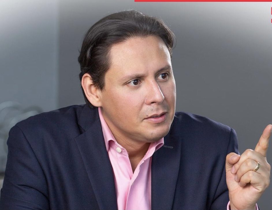 CuartoPoderHN's tweet image. #CuartoPoder | 🚨🔥"Le pregunto a @David_Chavez cuál es su posición respecto a que la suplente de su hermano @pmadisson11, candidato a diputado, ha sido acusada por supuestos vínculos con crimen organizado y corrupción. ¿Condenará este acto o se quedará calladito?"@MartellPLH