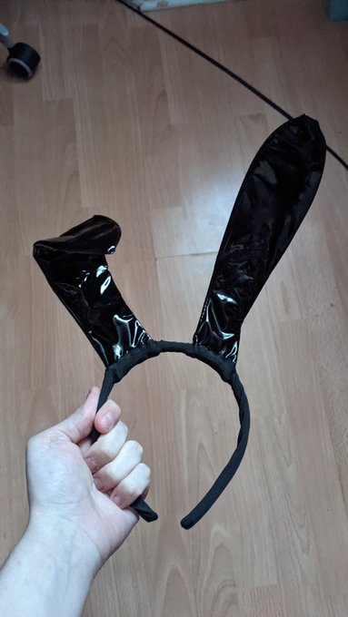 Guess what ? It's wabbit season 😏 #femboy #sexy https://t.co/HcYHj5JS0k<a href="/tag/femboy"class="tags">#femboy</a><a href="/tag/sexy"class="tags">#sexy</a>