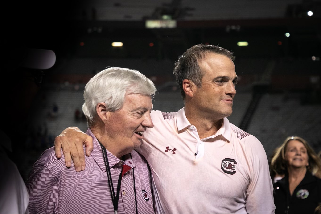 Happy Birthday to a legend who looks GREAT in garnet, Frank Beamer! 