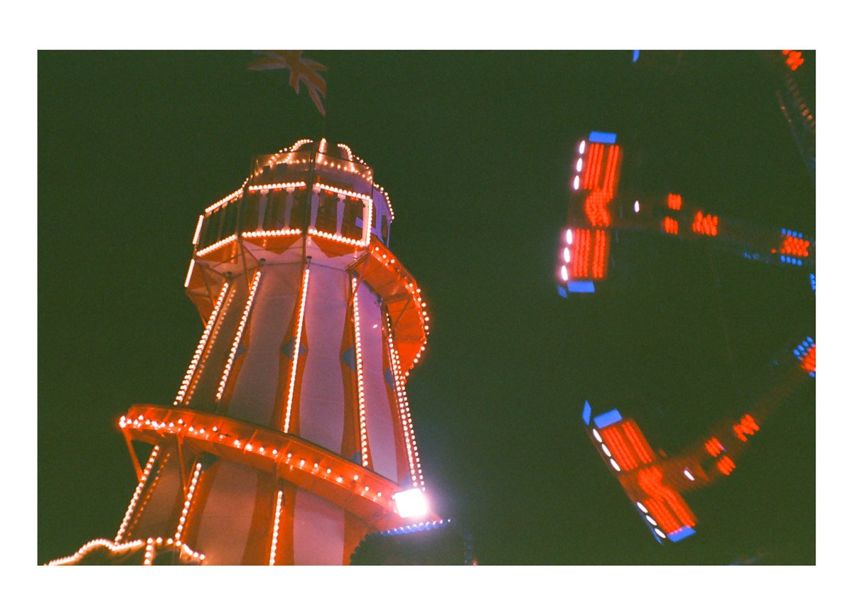 KomkovSergej's tweet photo. Hull Fair 2021. This time Iβve used point and shoot πΈ 35mm film camera Canon ZOOM XL ! Absolute beast and handled low light perfectly. Iβve also used a roll of FUJIFILM 35mm film. #hull2021 #hullfair #hullfair2021 #hullcreativephotography #hullcreative #eastyorkshire #yorkshire https://t.co/O34OdhGViN