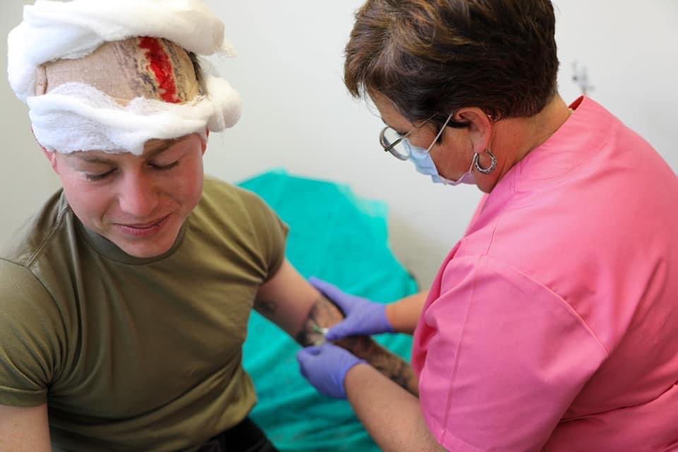 iiiarmoredcorps's tweet image. Combat Medics of 1st Squadron, 4th Cavalry Regiment conduct a mass casualty exercise with the assistance of our host nations medical professionals of the Healthcare Team in Bolesławiec, Poland 🇵🇱. We are #StrongerTogether.

#AtlanticResolve
#DevilBrigade
#CombatMedic
#forthood