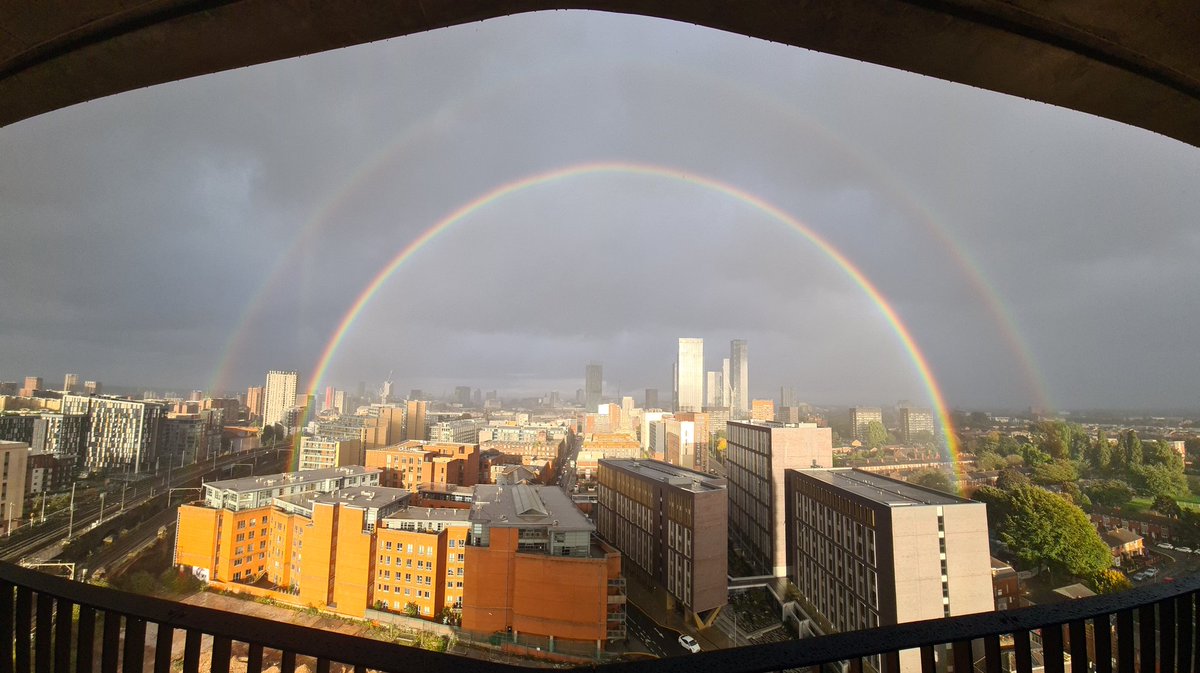 SantanJordan tweet media