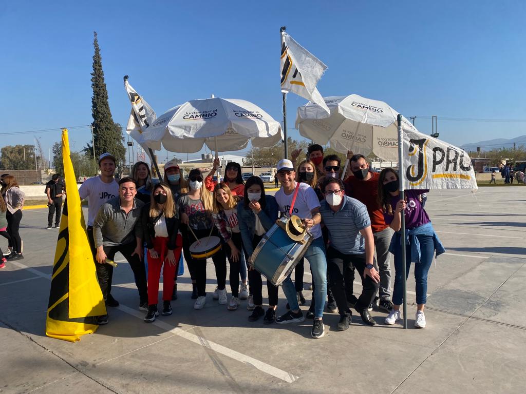 JProSanJuan's tweet photo. LA GLORIOSA JPRO 💛💪🏼

Súmate! https://t.co/l8TidCk7oq