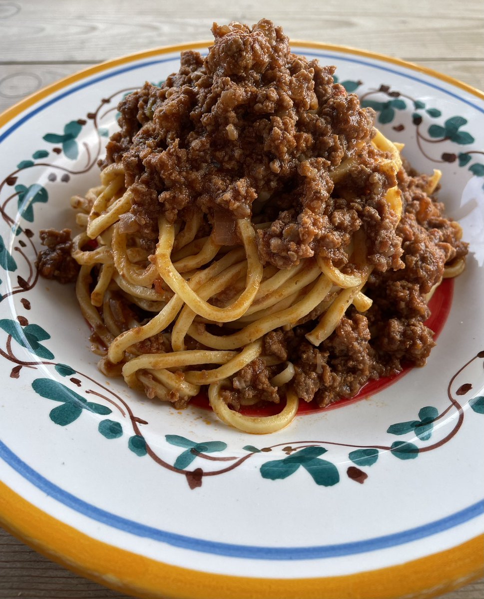 BertoPasta's tweet photo. slow cooked beef ragu’. Choose among 4 pasta dough-s. Close your eyes and enjoy such an evergreen taste. Made with love ❤️‍🔥 https://t.co/0W16aclGmQ