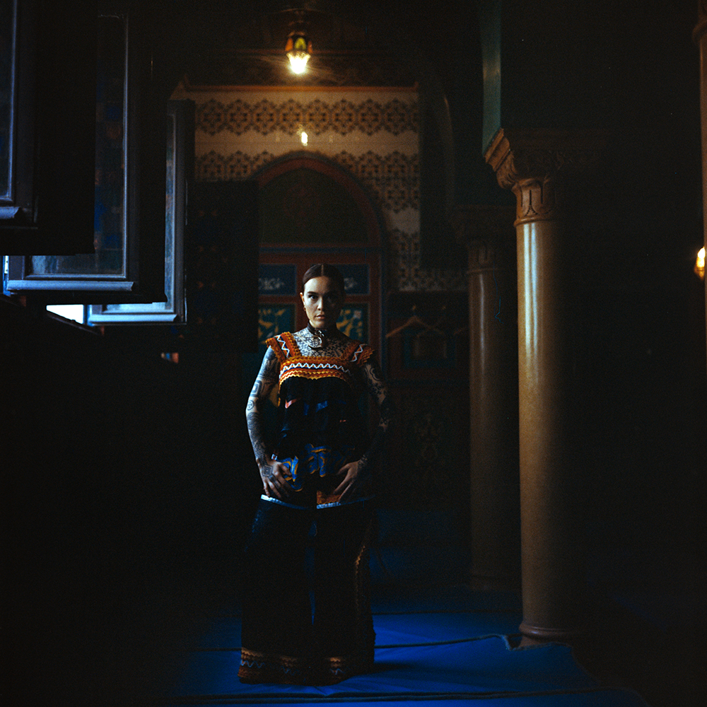 Cette semaine vous pourrez me retrouver : 
21/10 - Maison des Etudiants <a href="/UnivPoitiers/">Université de Poitiers</a> - Poitiers (86)
22/10 - Sortie 13 - Pessac (33) 
À très vite ❤️
Billetterie : bnds.us/p4z33j
DA : Kasbah Kosmic 
Giulia Margot Frigieri
Désoriental 
And myself
MUA : Marie Dune Make Up