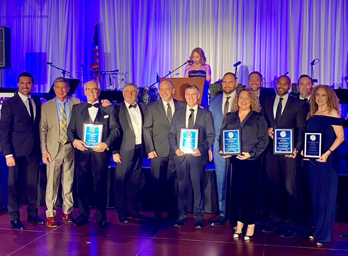 leadengcon's tweet photo. LEAD (https://t.co/Z9ZB7C59Ek) was honored by the Cuban American Association of Civil Engineers (CAACE) with the 2021 Special Project Award for the delivery of the state of the art Golden Glades Multimodal Transportation Facility project. https://t.co/eUUB5z1DJK