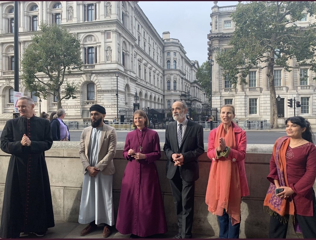 Today #faithleaders across the UK came together at 10 Downing Street to hand-in a petition to appeal to Boris Johnson to ambitiously lead at #COP26 like our lives depend on it. Honoured to offer prayers from the #Hindu faith. #Faiths4Climate @ISKCONnews