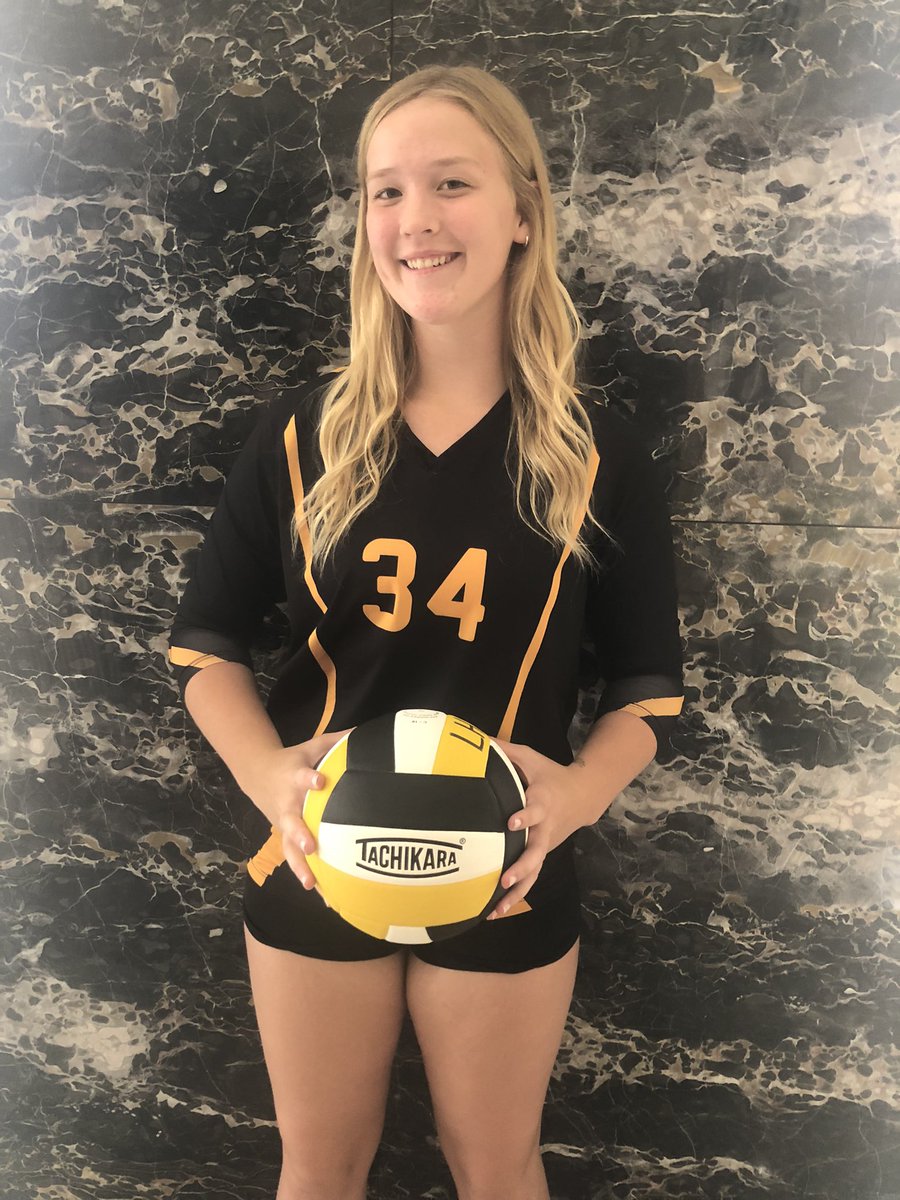 LadyJacketVball's tweet image. ⭐️Senior Spotlight:
Destiny Zimdars⭐️

Activities:  Volleyball, Basketball &amp;amp; Track, NHS

Awards:  All-District Volleyball, Academic All-State &amp;amp; All-Conference Volleyball, State Track Qualifier in Shot. 

@DestinyZimdars