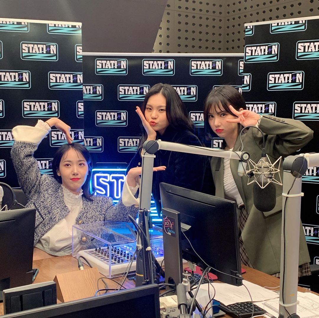 유나 인사이드 tweet media
