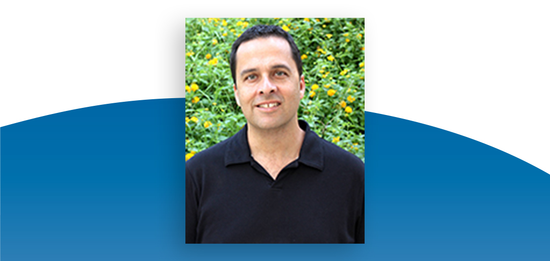 PsiChiHonor's tweet photo. We are delighted to introduce the new editor for @PsiChiJournal: Dr. @stevenvrouse from @pepperdine University! Dr. Rouse has been an associate editor for the journal since 2014! Welcome Steve! Get to know him and the full team at https://t.co/tWC8tSHmfd https://t.co/hagD2SY5s5