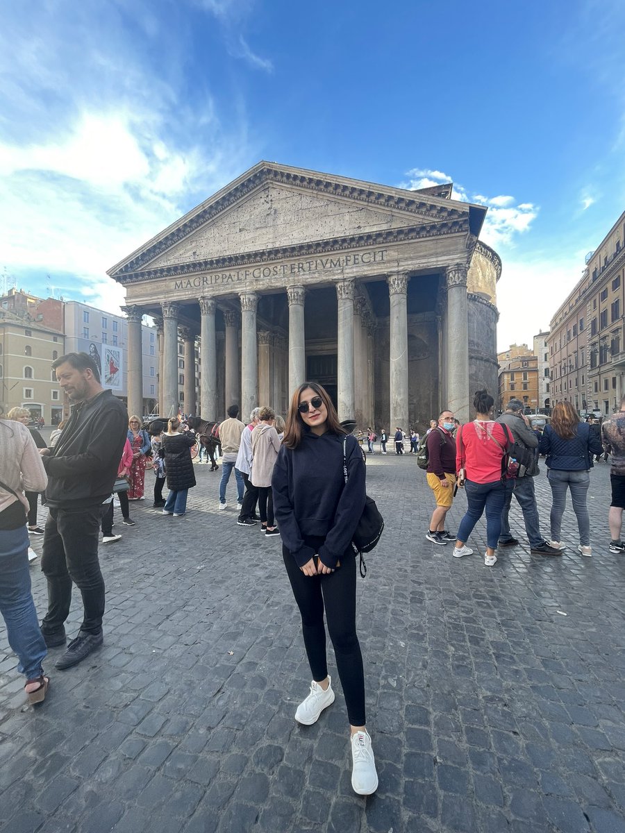 QKDurrani's tweet photo. #pantheon #rome #italy https://t.co/ssIT7vptoO