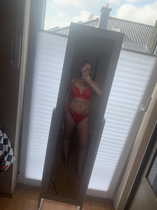 Besuche mich bei Bestfans SweetMelli und du kannst alles sehen 😎 https://t.co/TZzDHwNuei<a href="/tag/sperma"class="tags"><span>#sperma</span></a><a href="/tag/spass"class="tags"><span>#spass</span></a><a href="/tag/hannover"class="tags"><span>#hannover</span></a>