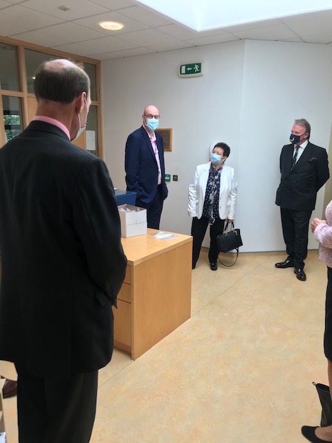 C_TRIC's tweet photo. @C_TRIC CE and @WesternHSCTrust  CE were delighted to welcome @Hon_Irish Trustees and @Derry_Chamber and to showcase our exemplar #patient focused #clinicalresearch #personalisedmedicine research and facilities @dcsdcouncil @UlsterUni https://t.co/HgR1lCpaMX