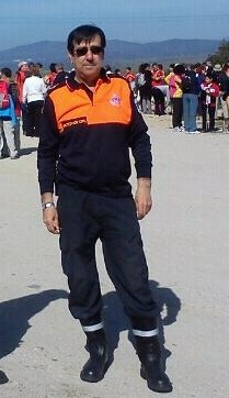 pcivilcv's tweet photo. Hoy, con gran pena en nuestros corazones, despedimos a nuestro amigo y compañero Loren. Tutor de muchos, gran compañero y mejor voluntario. Colmenar tiene a un naranjito más cuidando desde arriba. Que la tierra te sea leve, amigo. D.E.P. https://t.co/cJkA3yPViD