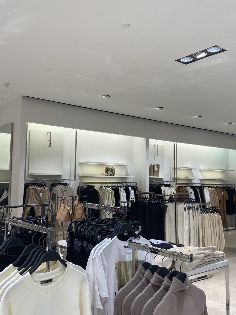 neutral tones showing up in stores now that it’s fall happens to be one of the sources of my happiness