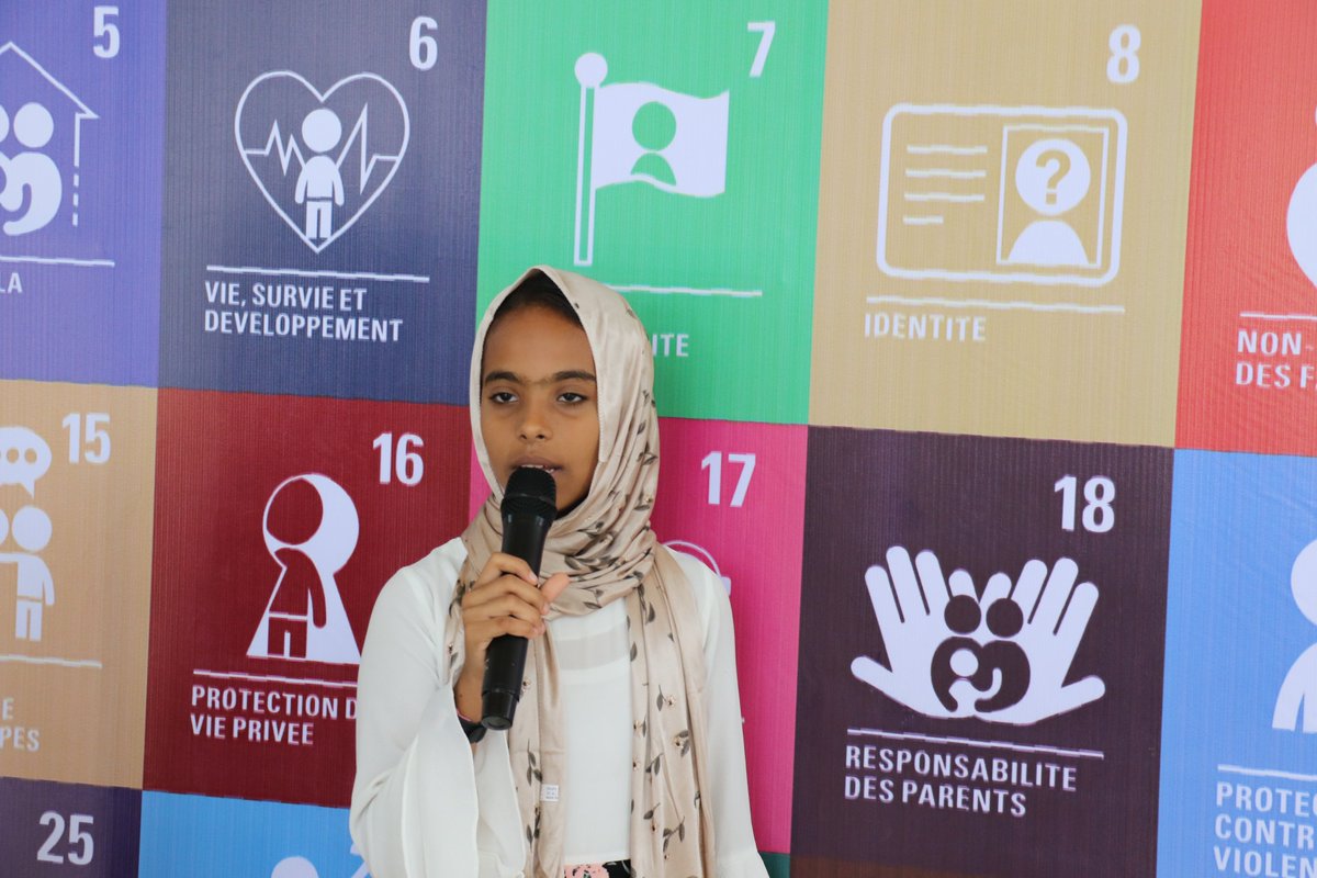 FatoumaEbrahim's tweet photo. "Génération digitale, notre génération",

Il s'agit d'élargir les choix des filles pour qu'elles atteignent leur plein potentiel, mais il faut également pousser les technologies numériques jusqu'au dernier kilomètre pour que davantage de filles soient exposées à l'éducation. https://t.co/IKlbTopG6G