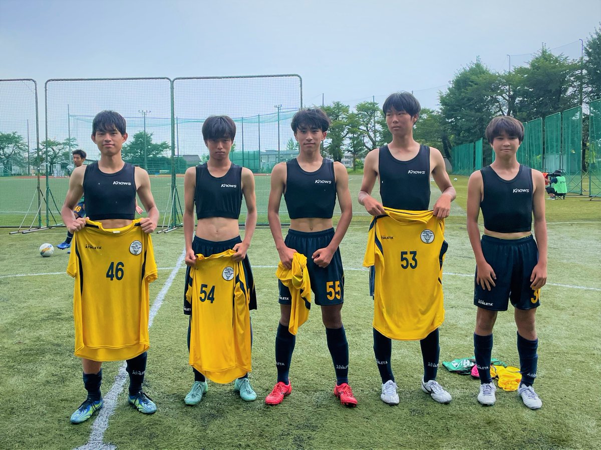 Twitter 上的 ゆうし サッカー部員のへそ出しアンダーシャツはエロすぎる笑 T Co 7d7ouz6qk6 Twitter