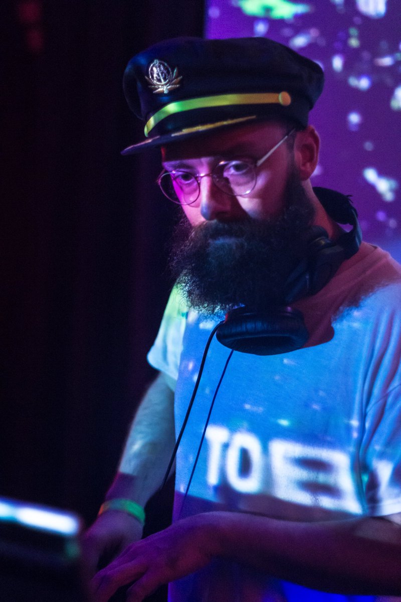 Raund Haus tweet media