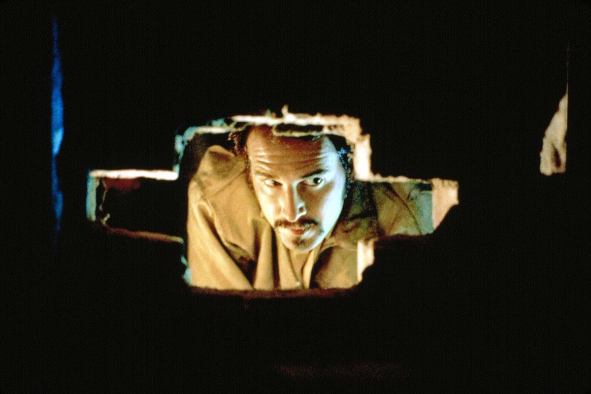 filmanthropica's tweet photo. #MikesMurderMovieChallenge
October 11: Favorite psychological thriller flick: Session 9
Viciously #underrated, I went to Salem State & my pals & I after this movie, became OBSESSED with the then standing #DanversStateHospital campus that we’d drive around the campus. https://t.co/igGlqo8CvW
