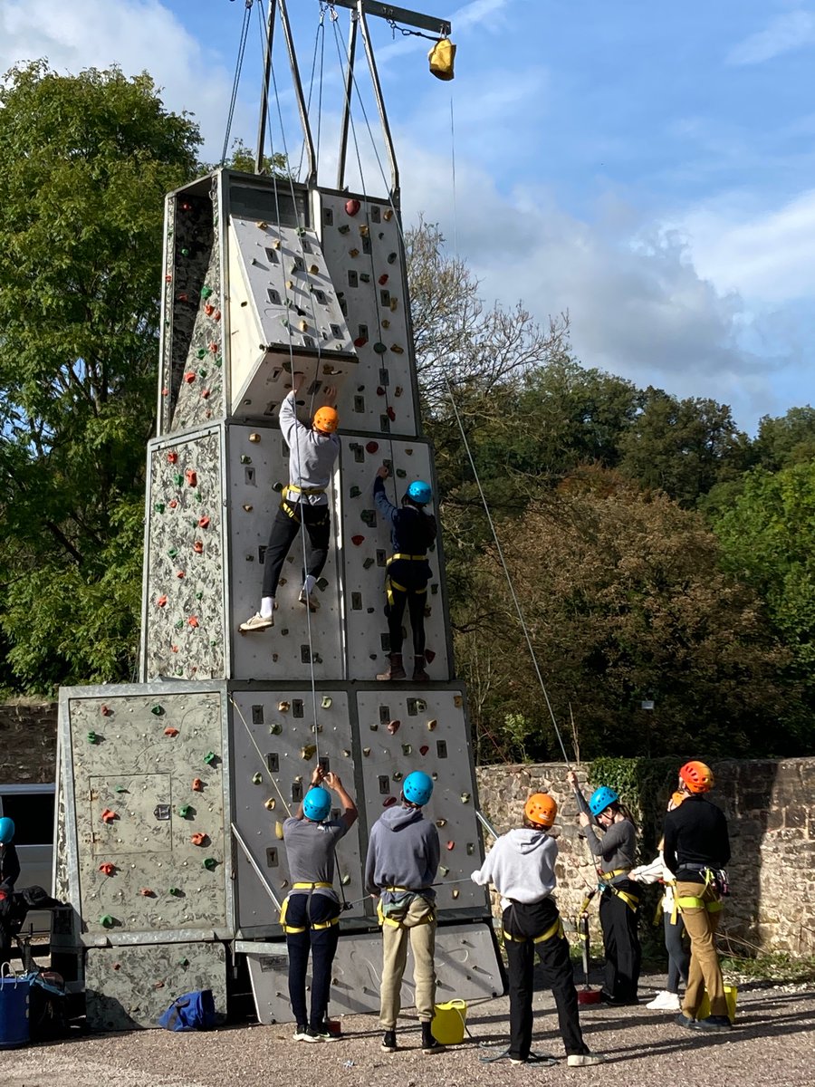 OakhamUpperSch's tweet photo. Form 6 Adventure Day continues with bushcraft, climbing wall and canoeing. #teamworkmakesthedreamwork #MrsFairleysAdventureDay #goodbyecomfortzone #outdoorlearning @Acclimbatize https://t.co/xEPPrXR4mU