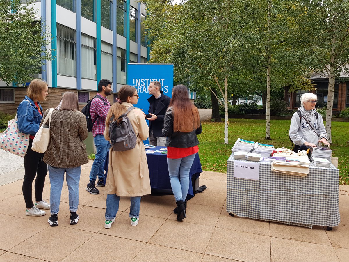 Lang4globcomCov's tweet photo. More photos from the Coventry City of Languages launch event, last Friday. It was great to see so many stands ! @ifru_london @ConfuciusCovuni @consejeriauk @GI_London1 @covlanguages #coventry #coventryuniversity #languagestudy #marketplace #eventoftheweek #picoftheday https://t.co/aiRUpCpums