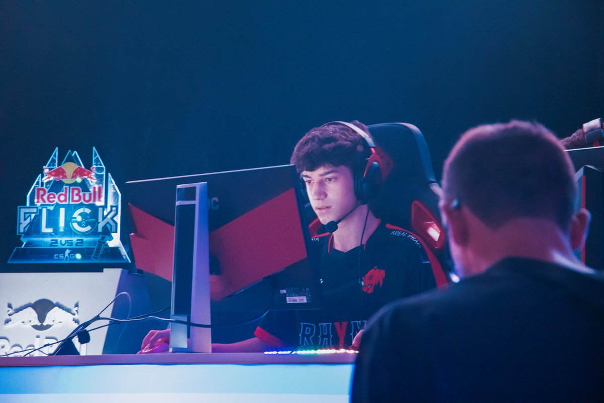 Rhyno @ Redbull Flick 🤠