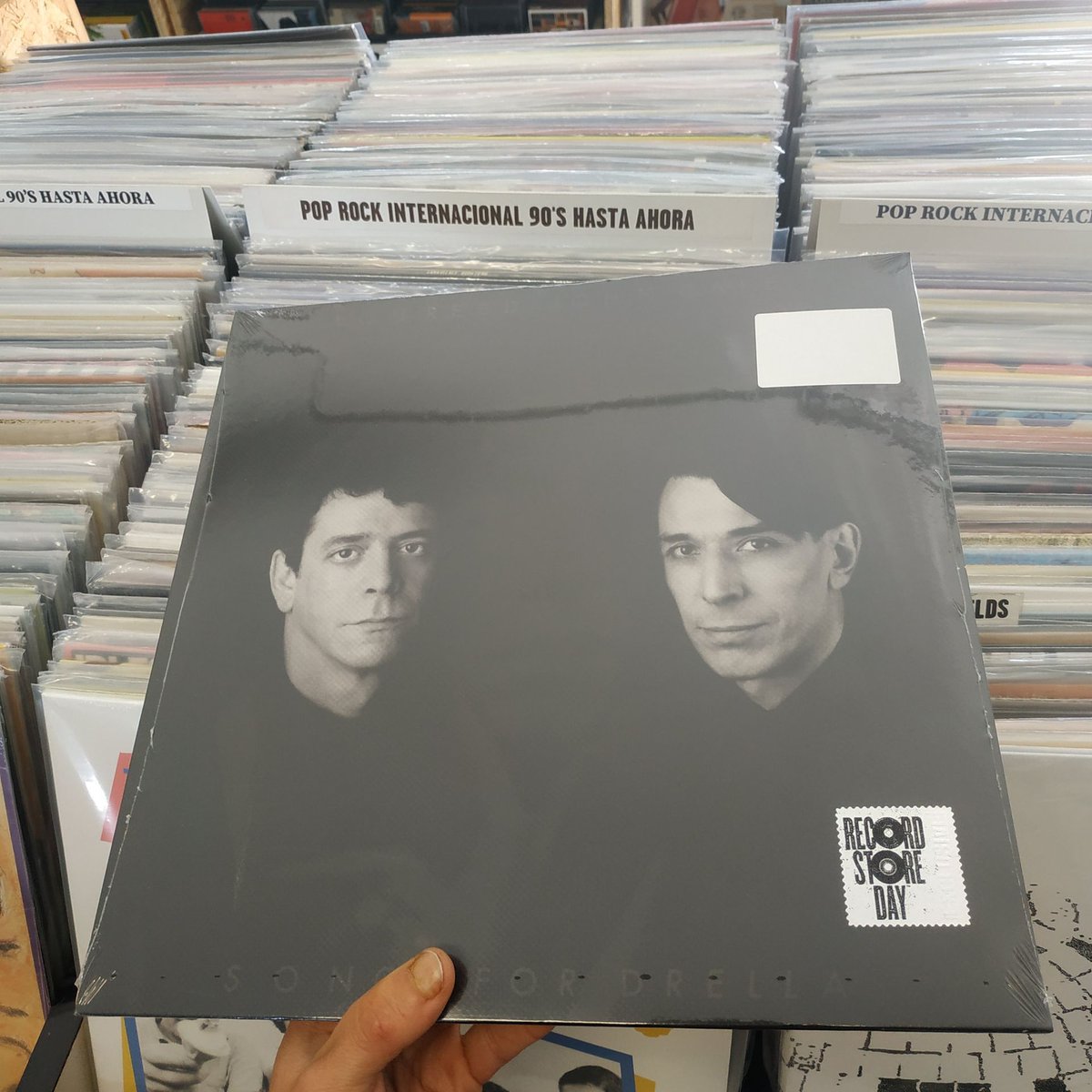 _Altafidelidad's tweet photo. El disco-tributo a Andy Warhol de Lou Reed y John Cale en doble vinilo de 180 gramos y edición limitada de 8500 por el treinta aniversario de su publicación que salió para el Record Store Day del año pasado. Una joya! https://t.co/Q41cHG9drA #LouReed #JonhCale #AndyWarhol https://t.co/6MoA3UEETB