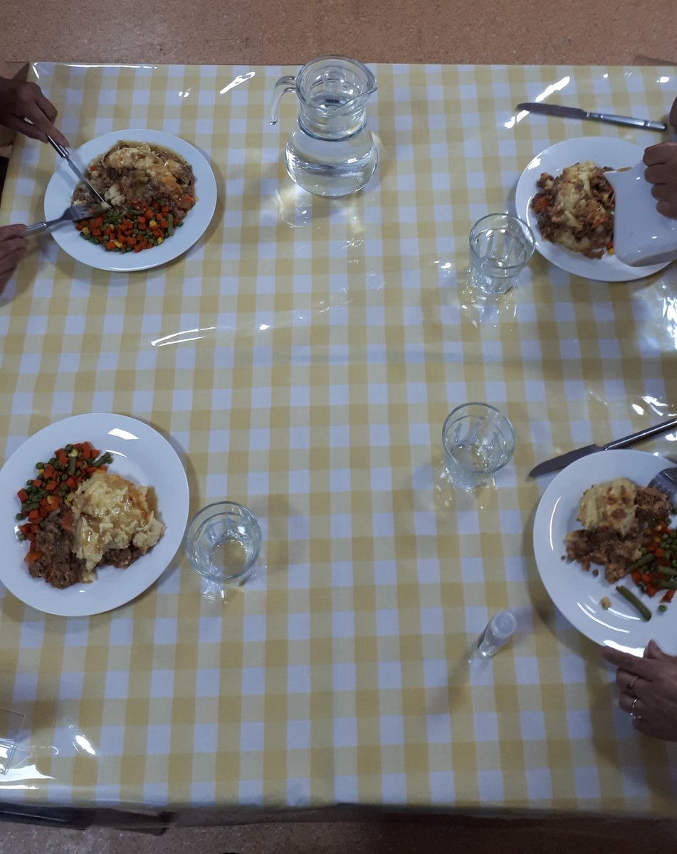 womenzonebfd's tweet photo. Today's dish of the day at #HubertStKitchen was shepherds pie! Delicious comfort food for the upcoming winter months π
Click here to find out when we are open: https://t.co/xV3anUL0kS
#WomenZoneBFD #BetterStartBradford #TeamBradford https://t.co/mVKPIB8j49