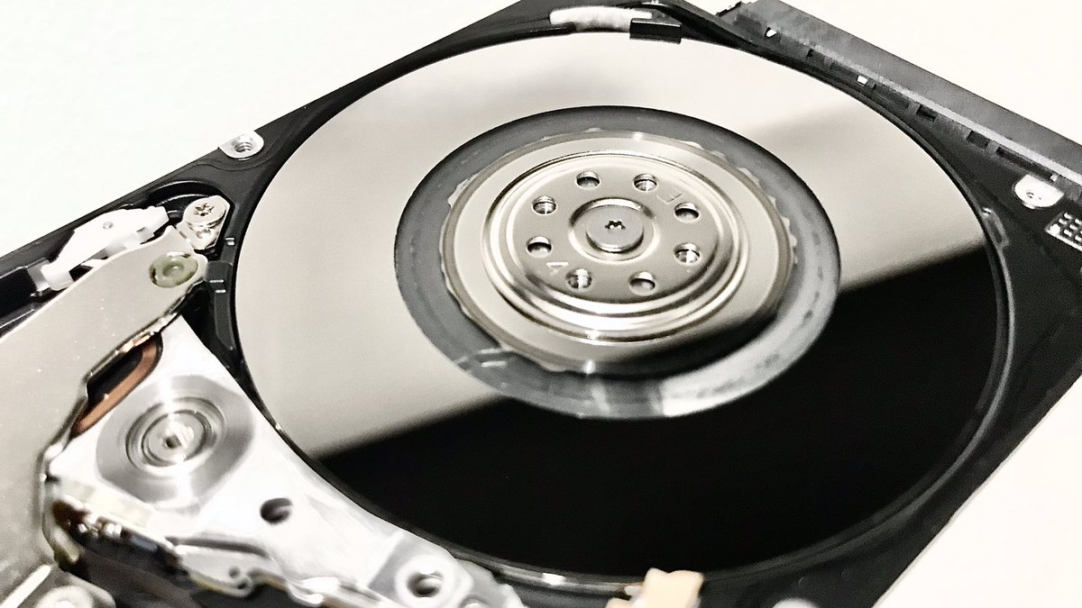 Nasneの内蔵hddが壊れて起動しなくなったのでhddを開けてみたら Cdかと思った 見える地獄 Togetter