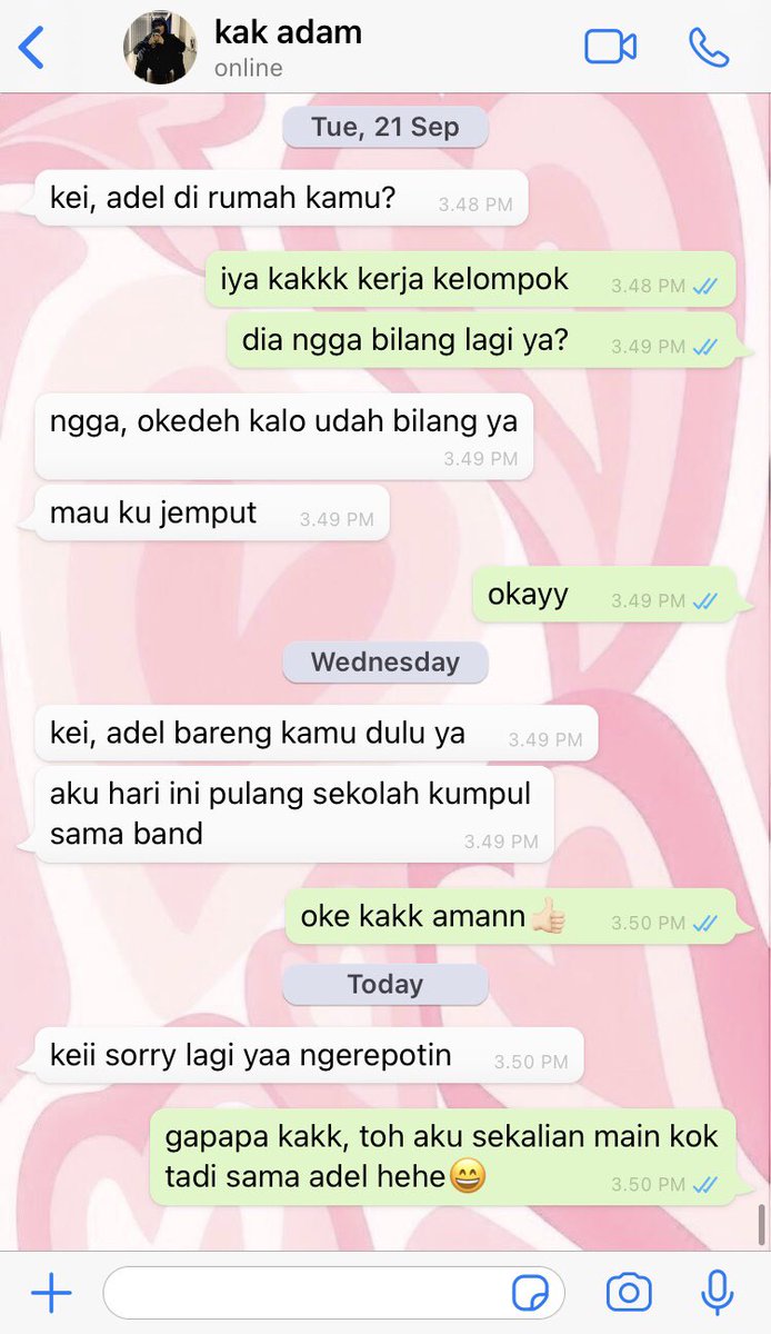 woouca's tweet photo. surpriseeee i’m dukun pelet pelet peletttt https://t.co/w9KcBa0PU8