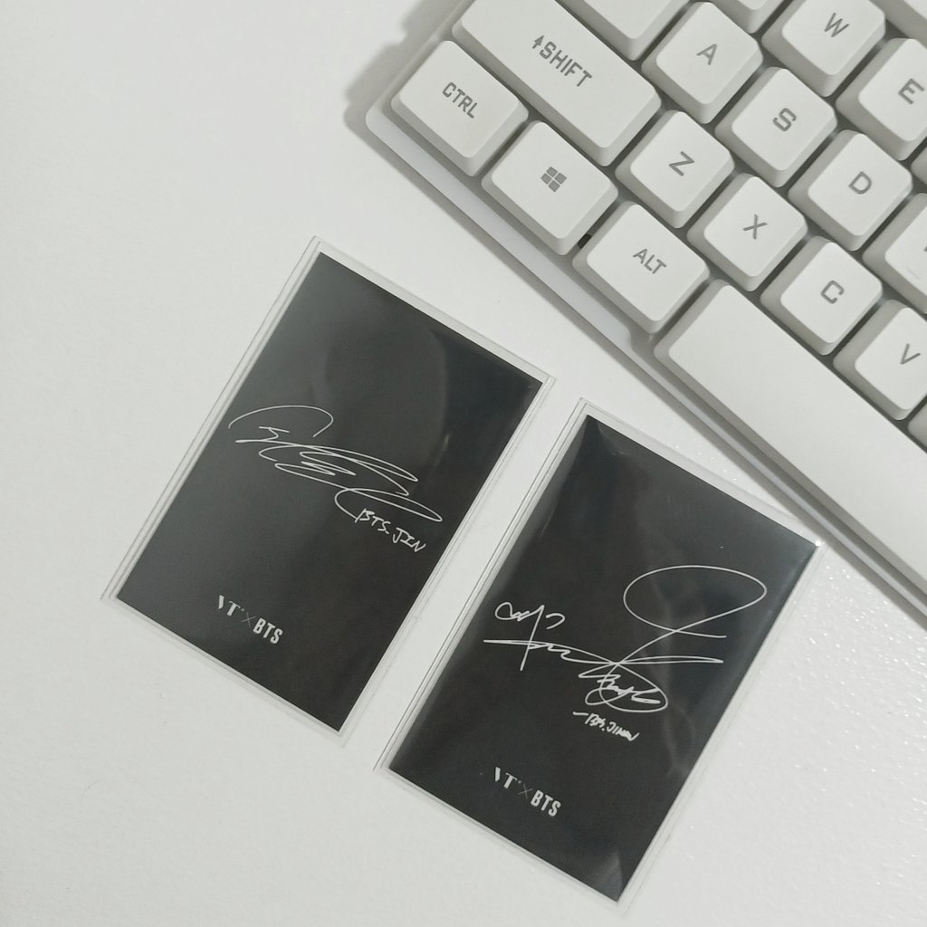 PJMCI95's tweet photo. ✷ thank u so much for the smooth and fast transaction @kookiecartz ^^ jinmin arrived safely ><
#kcartzproof
𓂋 #enzbuyz https://t.co/95BlqPeGiZ