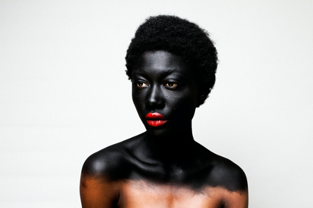 Q25gallery's tweet photo. Lakin Ogunbanwo, is from Nigeria, Téber from Venezuela.

https://t.co/5oJMBvMPfV
#q75 #quintessential25 #Lakinogunbanwo #teber #HyperRealPhotography #photography #caracas #onlinegallery #fineartphotography #fineart https://t.co/2XzscBQJNO
