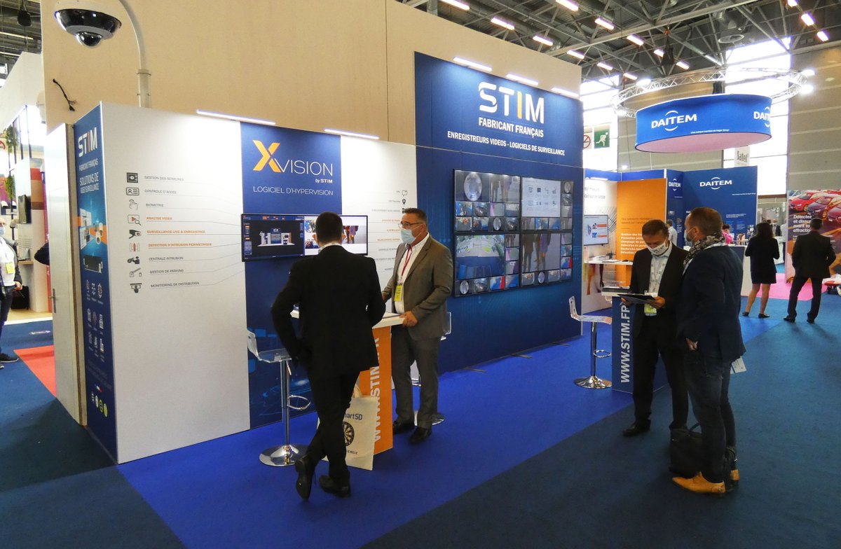 adequatexpo's tweet photo. STIM, fabricant de solutions de vidéo surveillance, a choisi un mur d’images pour mettre en avant ses solutions au salon Expo Protection.
#murimages #LED #video #visioconference #tv #dalleLED #captation #stand #standsurmesure #exposition #salon #ecoresponsable #madeinfrance https://t.co/Gk1Awzorct