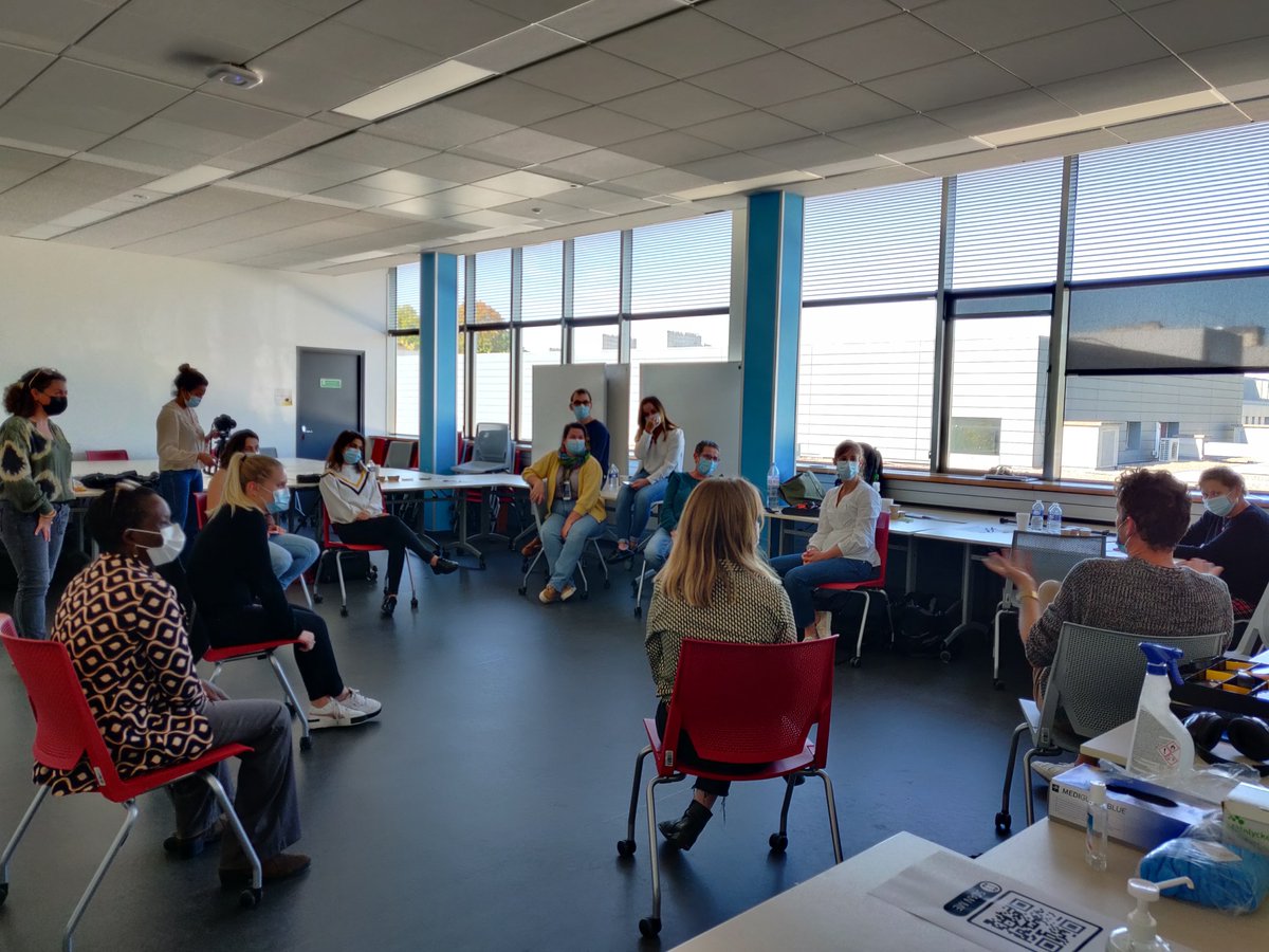 🥼👩‍🦳<a href="/gerond_if/">Gérond'if</a> a dispensé sa #formation de simulation du #vieillissement auprès des élèves-directeurs de l’<a href="/EHESP/">EHESP</a>. Une expérience visant à sensibiliser les directeurs d’établissements sanitaires et médico-sociaux sur les troubles rencontrés par les plus #âgés.