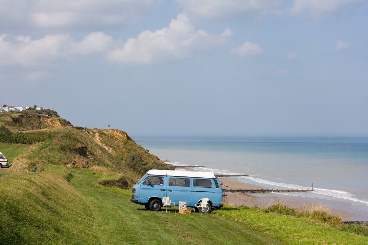 visitnorfolk's tweet photo. The #Autumn is a great time to enjoy a leisurely drive along the north Norfolk coast road, taking in bird and seal watching and some fabulous beaches and quaint villages https://t.co/mPLS2Vklrv https://t.co/y8cEeVQBYY