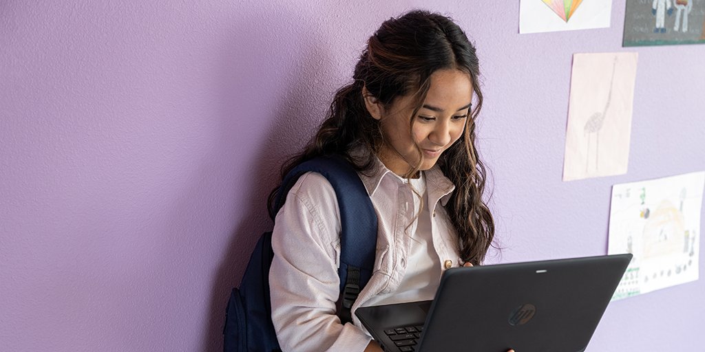 Hyvää kansainvälistä tyttöjenpäivää kaikille tytöille! 💜 Lue sivustolta miten voit konkreettisesti innostaa lisää tyttöjä LUMA-aineiden ja teknologian pariin. 🙋‍♀️

http://msft.it/6017XsnvH