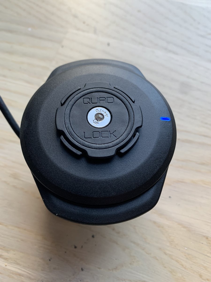 cbjerg's tweet photo. @QuadLockCase Just bought the wireless charger to test out with my Universal Adapter on my OnePlus 8 Pro. It works perfectly, even with thick case... Been wanting one for ages so I'm over the moon. Now I need to get one for the car :) https://t.co/sFI7PbikBx