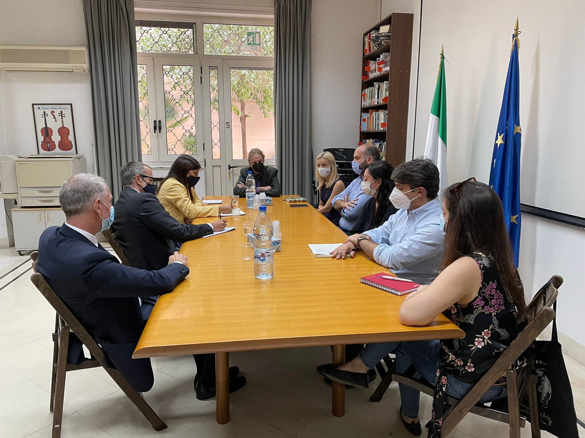 coopita_beirut's tweet photo. Damasco riunione tra Direttore @aics_it @LucaMastripie2, Incaricato d’Affari Siria D’Antuono @maxdantuono, Direttrice AICS Beirut Piermattei e @coopi @fondazioneAVSI #TDHIT @weworldglobal #WWGVC #Armadilla @intersos finanziate dalla Cooperazione Italiana @cooperazione_it #Siria https://t.co/Bpx2DMmyXQ