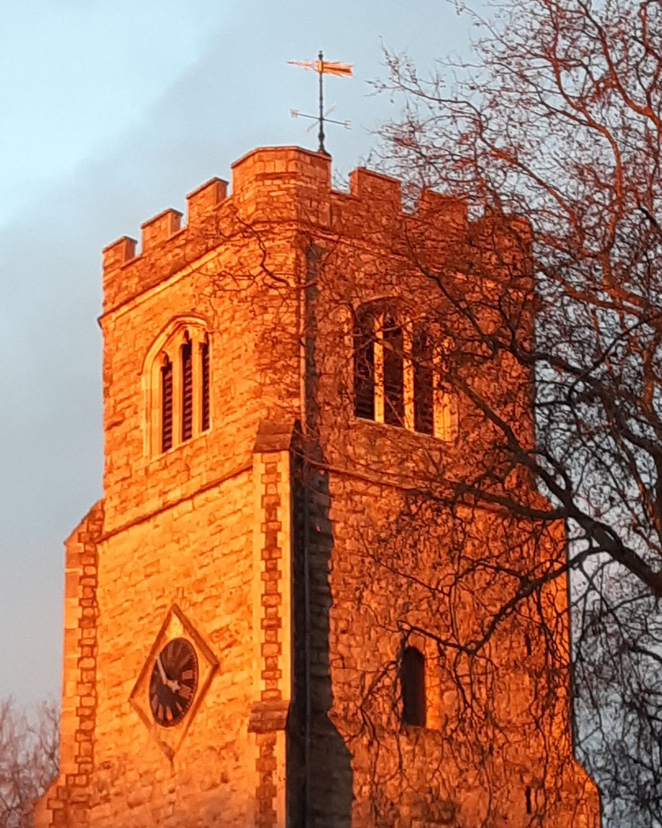 WomenOfHackney's tweet photo. For 1st time, a #HACKNEY HISTORY COURSE to take you through the history of Hackney (including Stoke Newington and Shoreditch) from pre-history to the present. 9 weekly zoom sessions offered by Friends of Hackney Archives FREE. https://t.co/aXQj259BRI 
Starts this Wed 13/10 7-8pm https://t.co/K8P85oKd5N