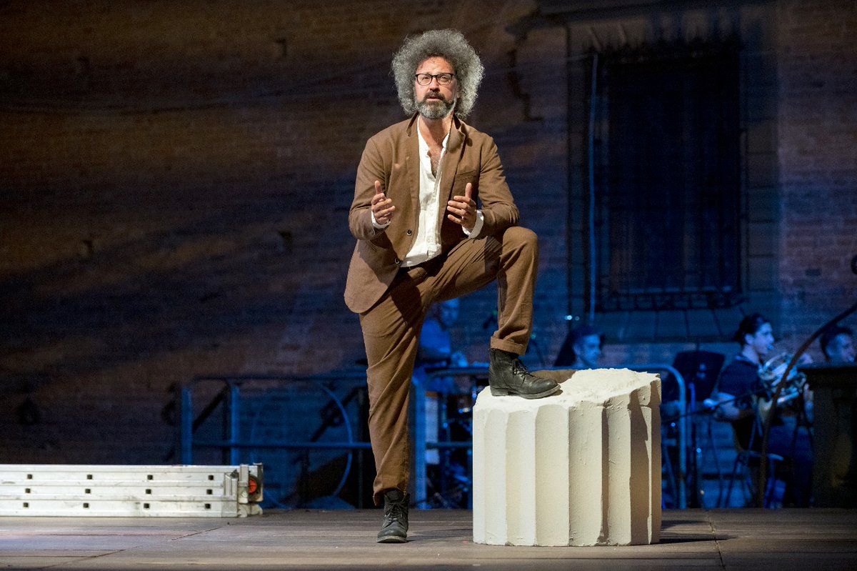 scristicchi's tweet image. In questa selva oscura io credo che alla fine riprenderà il sopravvento quello che è già codificato in noi, quella unione fra noi e il Tutto.
 
Da Novembre, varie date a #Teatro #simonecristicchi #ParadisoSimoneCristicchi
+INFO simonecristicchi.it/agenda/