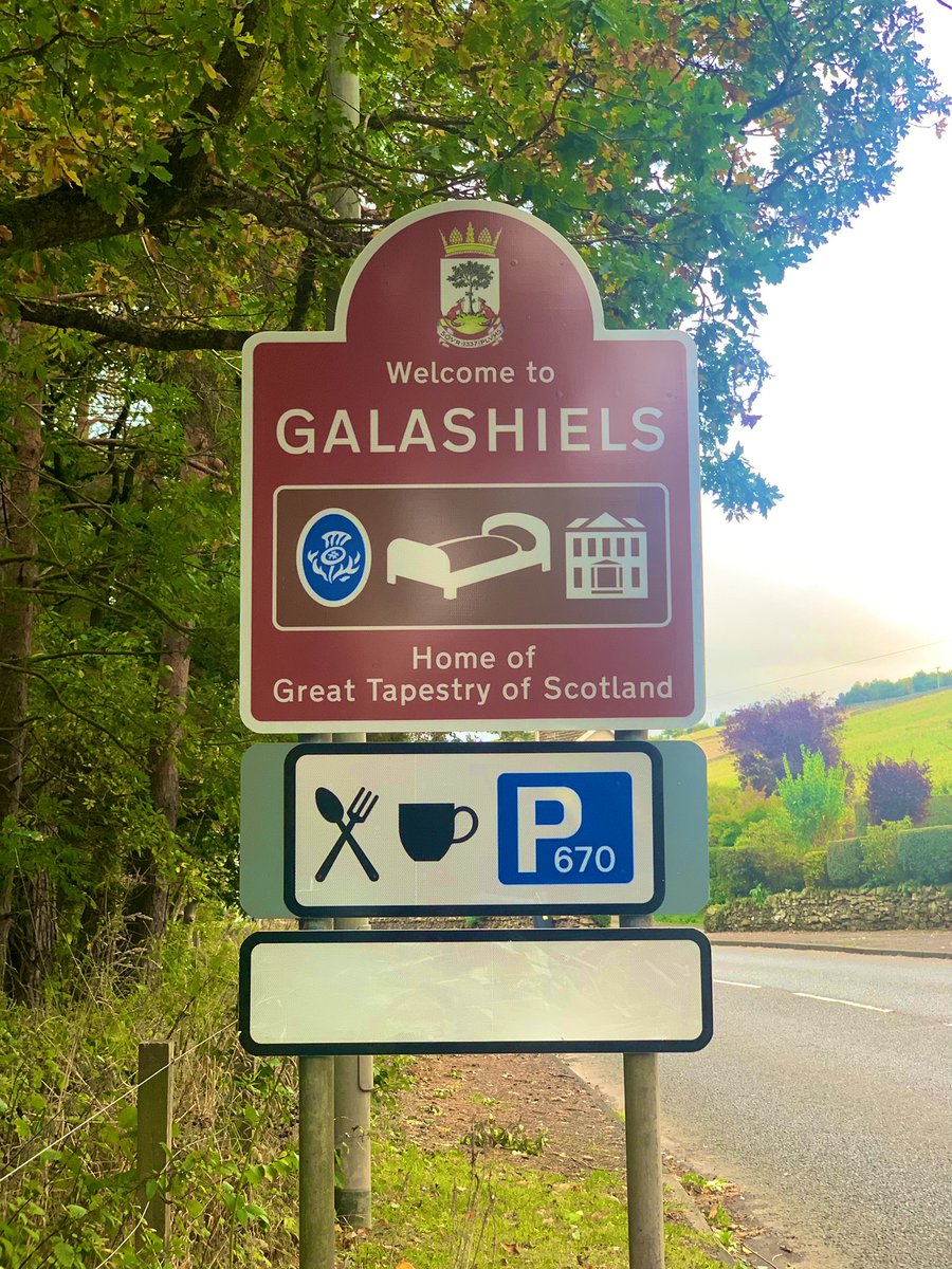 Loving the new entrance signs for Galashiels. A really good step up in design and quality.