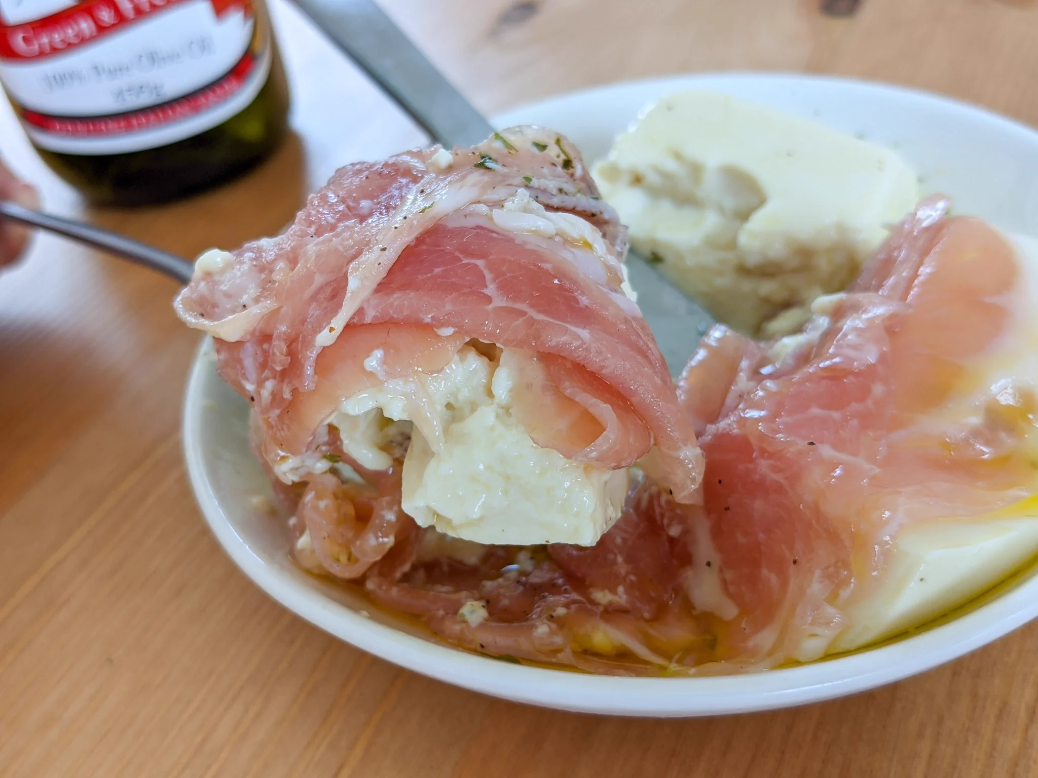 見た目もとっても美味しそう！豆腐&生ハムを使った、簡単お手軽おつまみレシピ！
