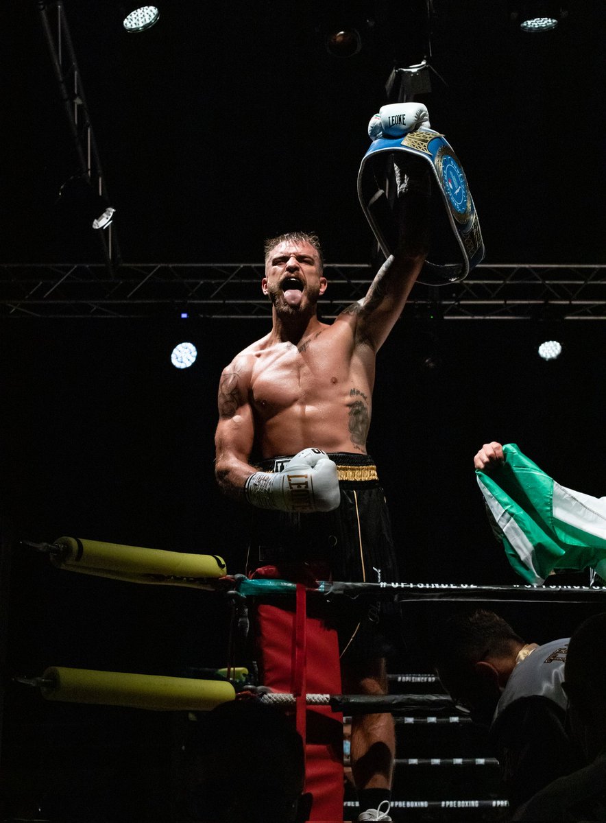 OpiSince82's tweet photo. #Birthdays
He is the 🇮🇹 #168lbs champion 👑 and today it's his birthday 🎂
Tanti auguri Ivan Zucco!
Waiting for our next fight 🥊💥
#italianchamp #supermiddle #andstill https://t.co/E1LpsgYUqg
