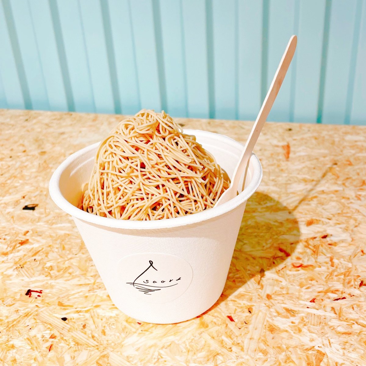 いまむー 月曜だけど 体調芳しくないけど これを食べずに死ねるか と思っていたモンブランソフト 栗 2ミリですってよ はいい意味でモサモサしてて 栗の味すごくして メレンゲは甘甘ガシガシ言うし 食べてよかった 食い意地 食欲