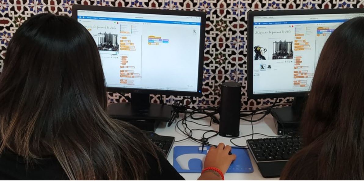 fundacionesplai's tweet photo. Mañana, 12 oct. celebramos el #AdaLovelaceDay para visibilizar y reivindicar mayor presencia de las #mujeres en las disciplinas #STEM Aquí lo trabajamos con #ChicasInTech y hemos preparado una actividad de programación ¿Os apuntais? #meetandcode #codeEU
https://t.co/7jygFLzfPC https://t.co/07dikKOyRE